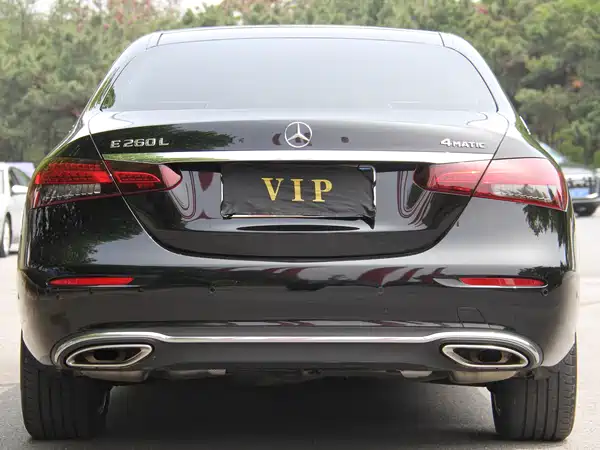 Mercedes-Benz E-Class 2022