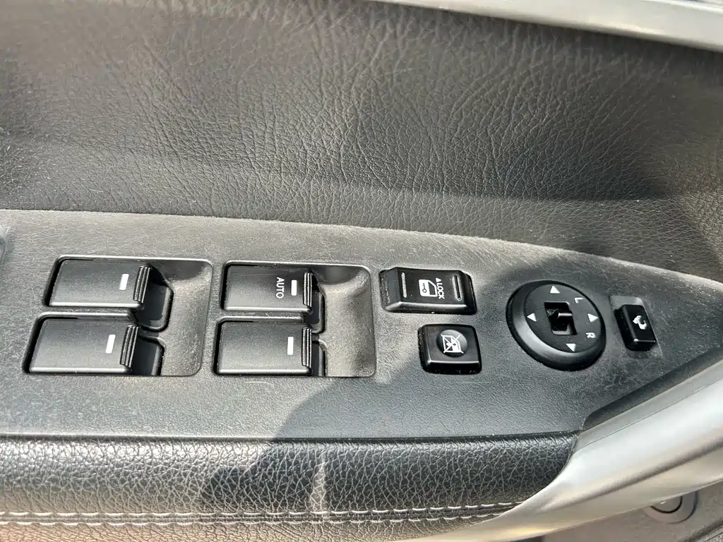 Kia Sorento 2011 — фото 29