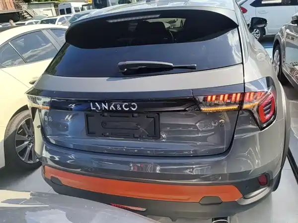 Lynk & Co 02 2021