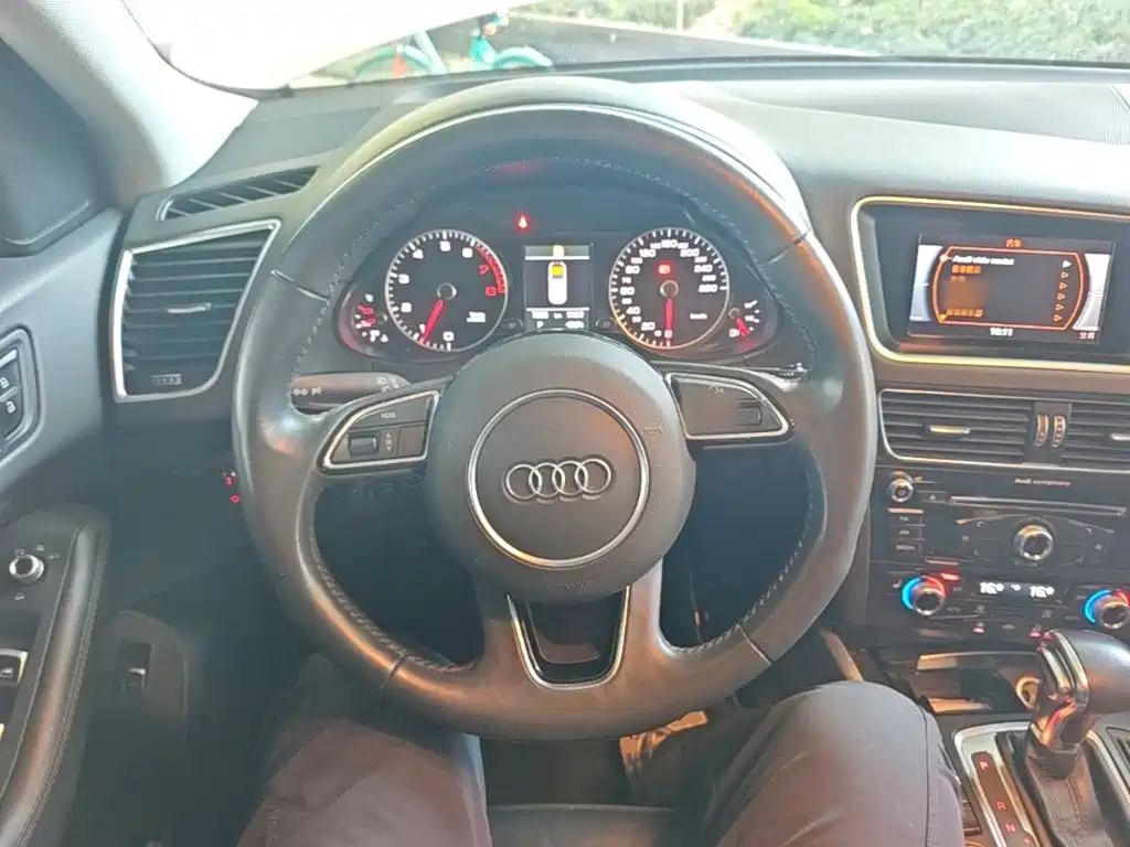 Audi Q5 2018 — фото 11