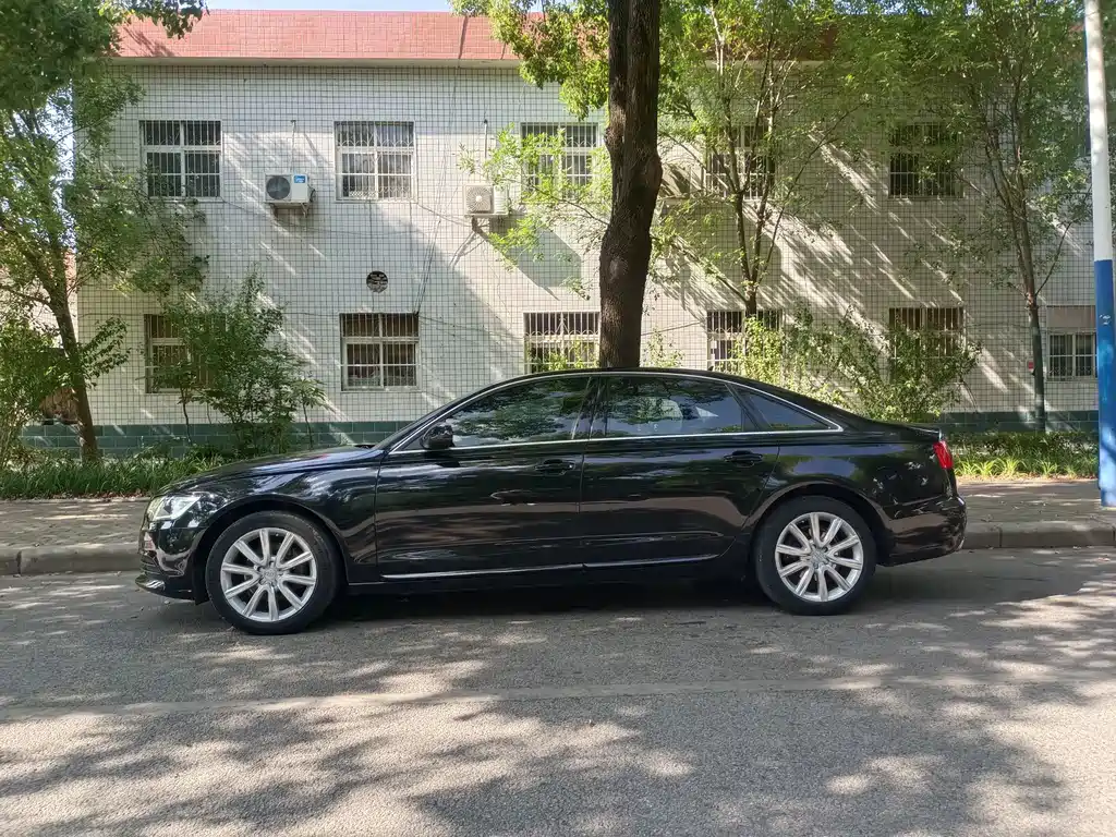 Audi A6L 2016