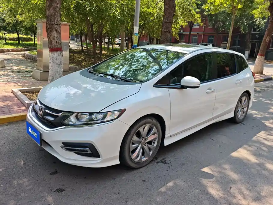 Honda Jade 2018 — фото 1