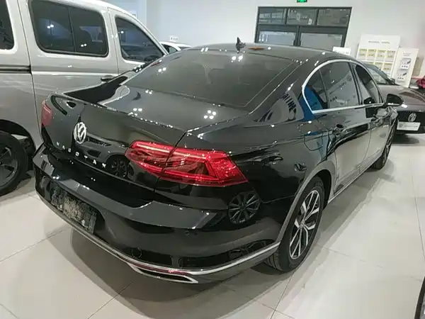 Volkswagen Magotan 2021