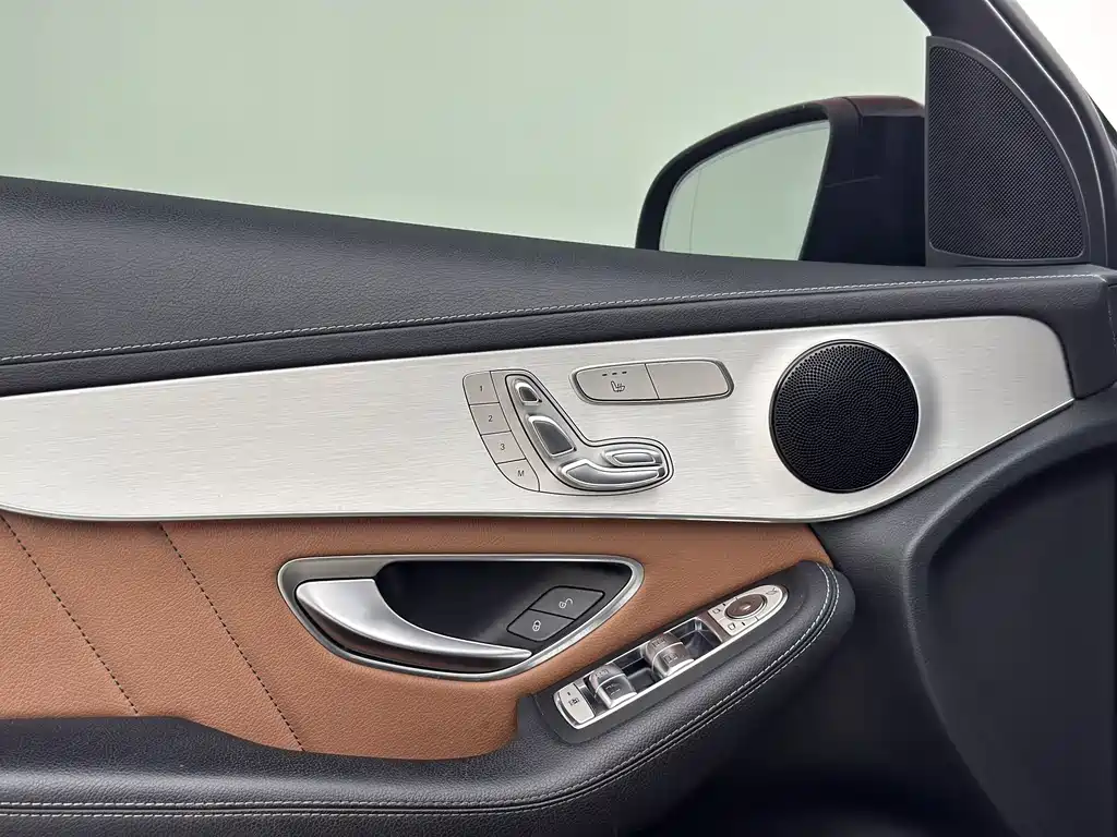 Mercedes-Benz GLC Coupe 2022 — фото 11