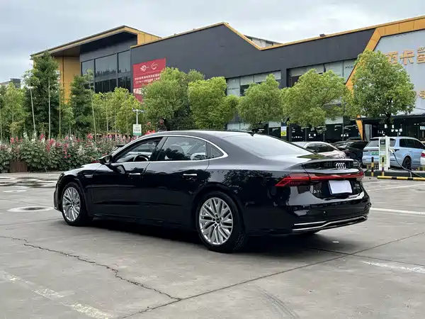 Audi A7L 2024