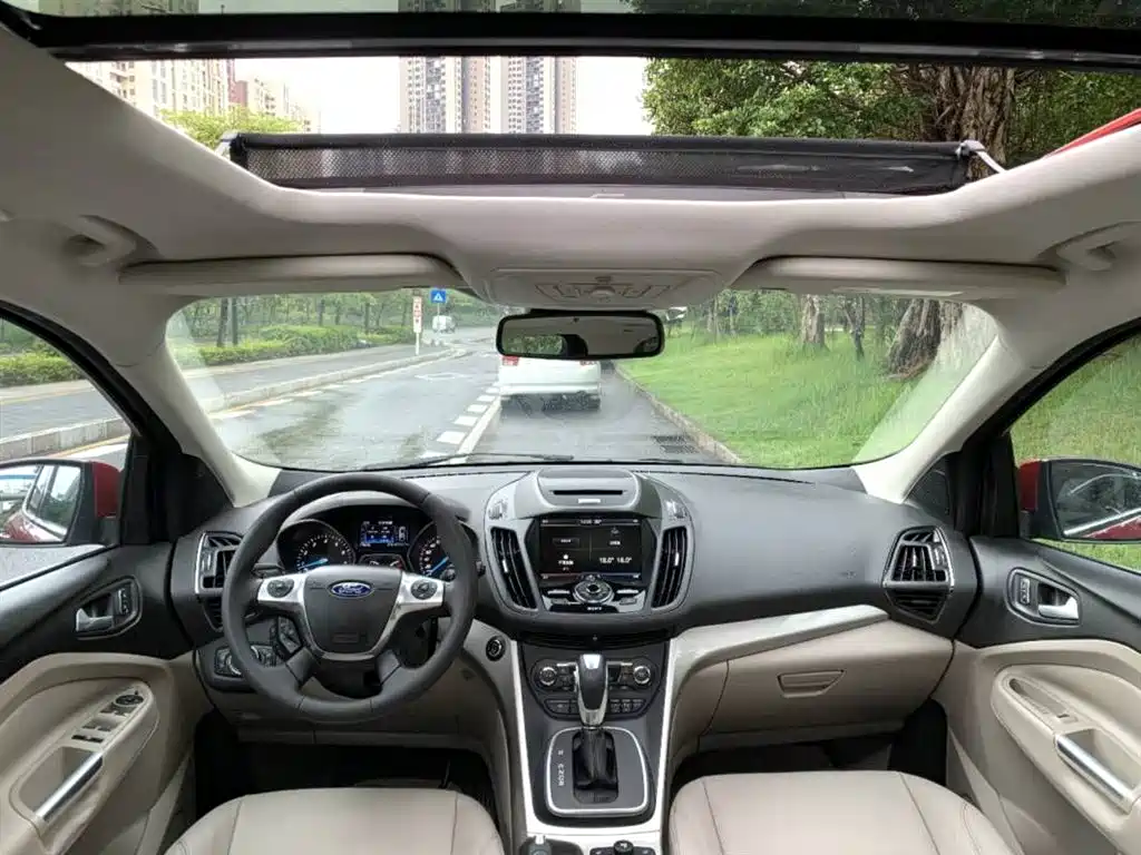 Ford Kuga 2014 — фото 4