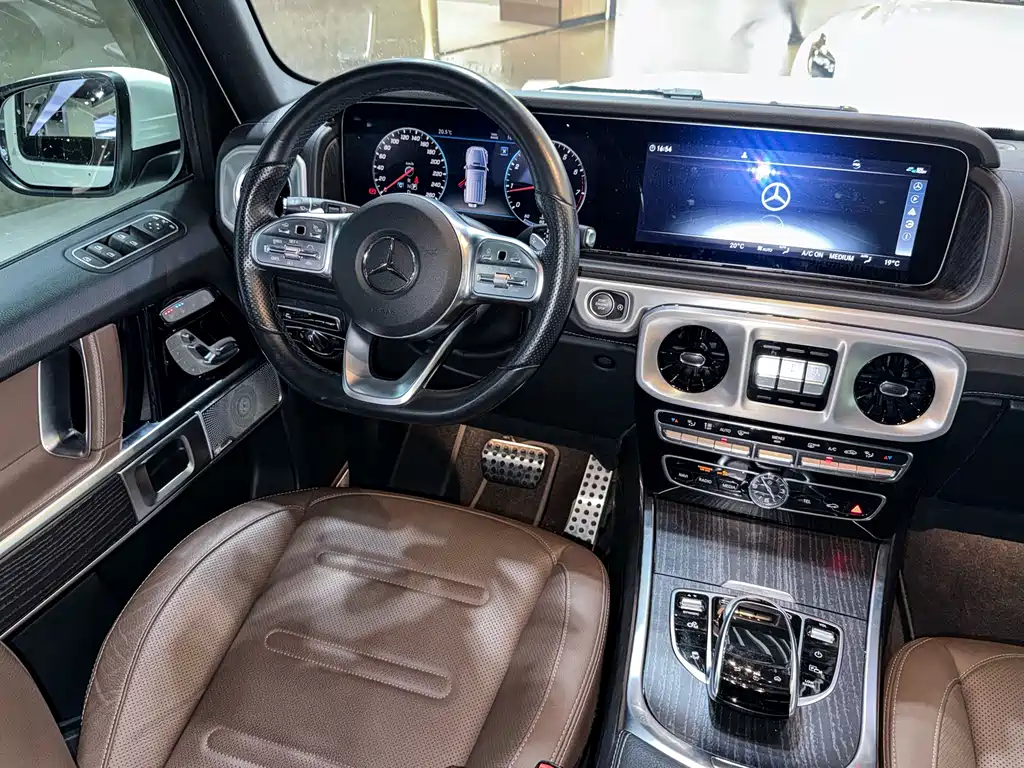 Mercedes-Benz G-Class 2022 — фото 23