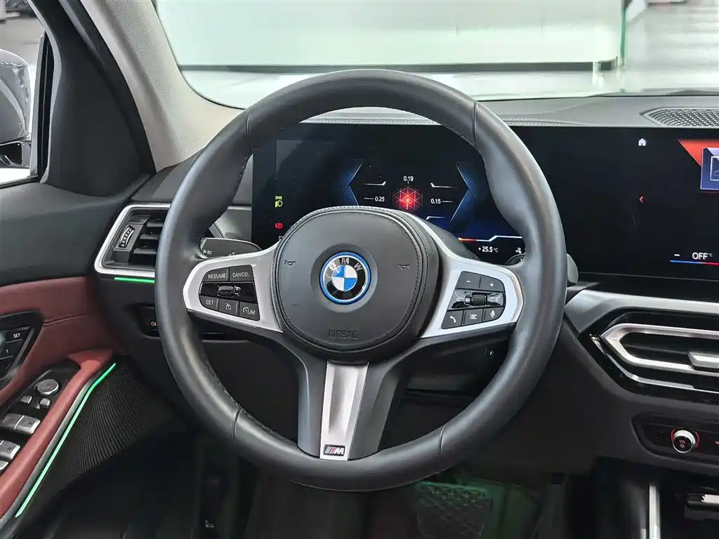 BMW i3 2022 — фото 16