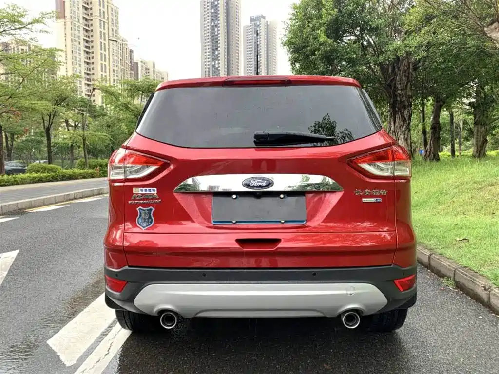 Ford Kuga 2014 — фото 13