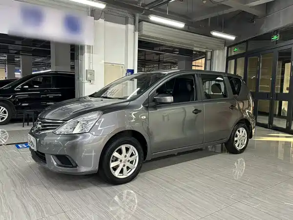 Nissan Livina 2017