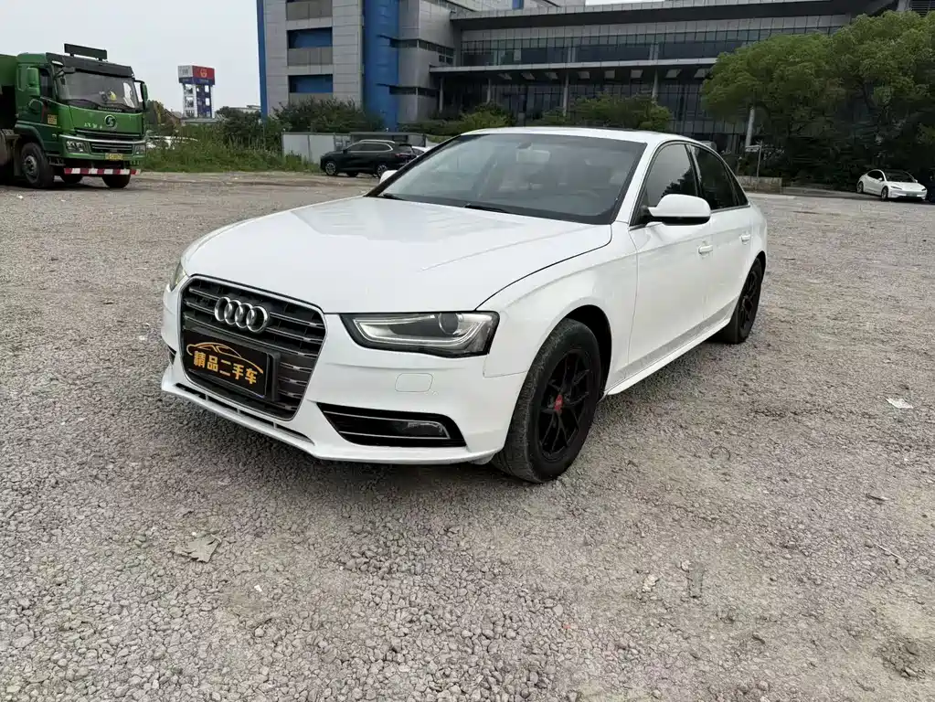 Audi A4L 2014