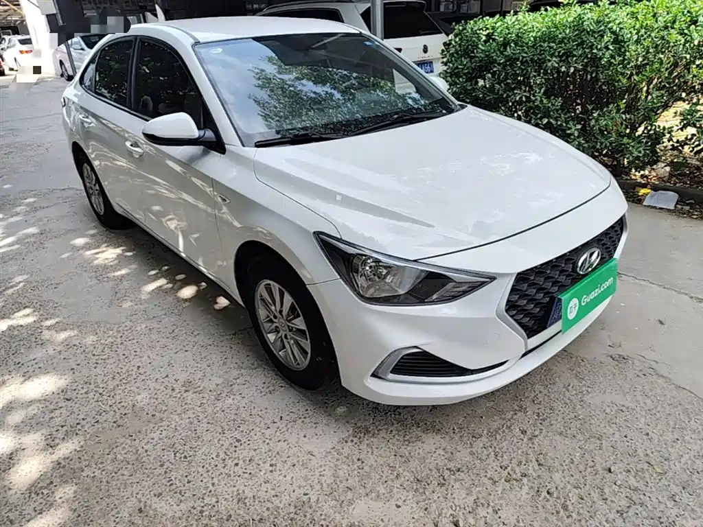 Hyundai Elantra 2021 — фото 4