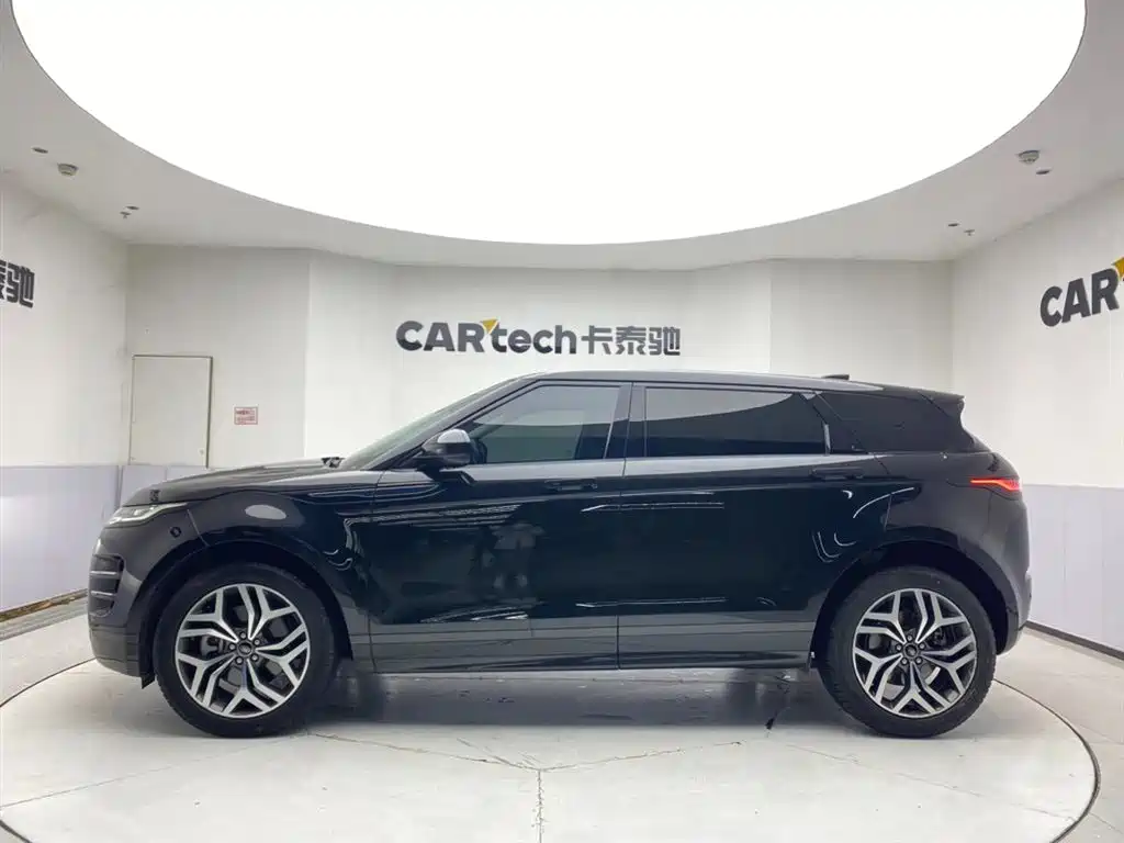 Land Rover Evoque 2023 — фото 8
