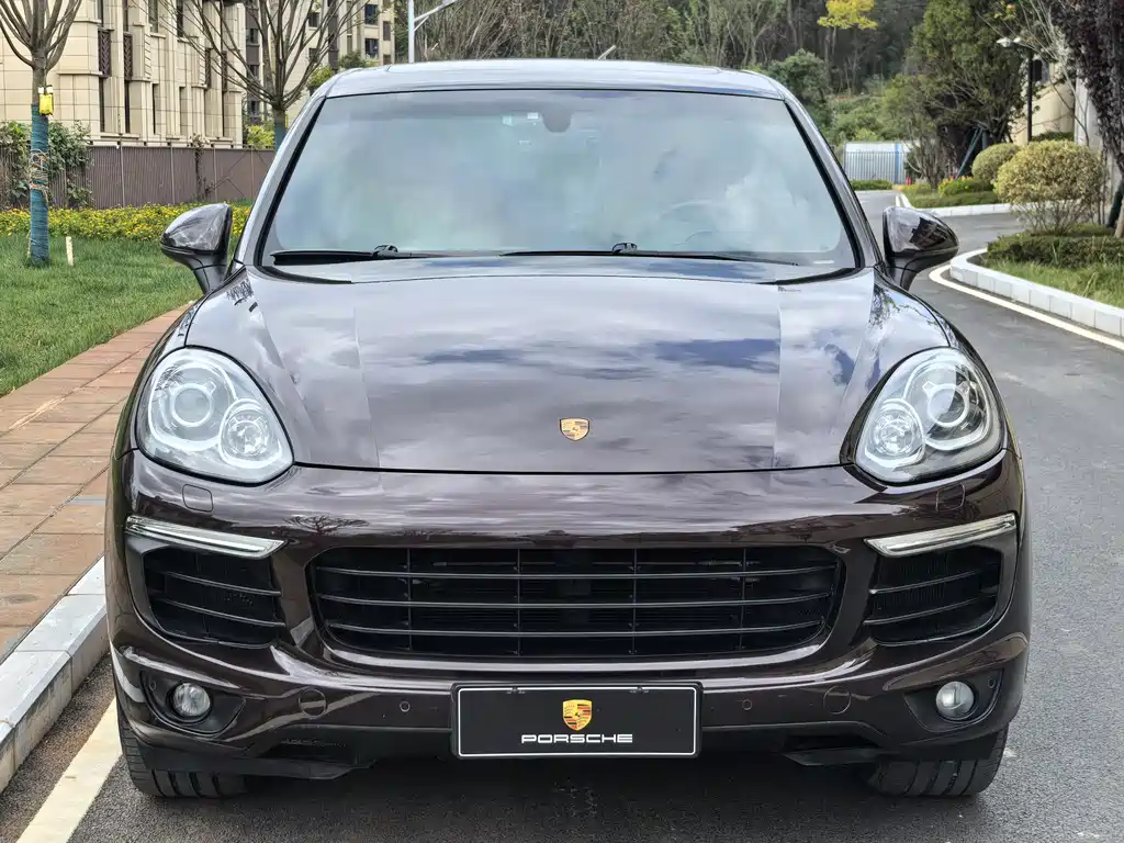 Porsche Cayenne 2016 — фото 2