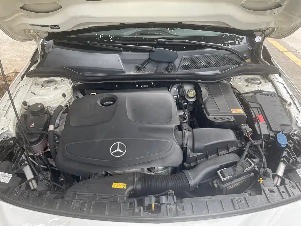 Mercedes-Benz GLA 2016 — фото 19
