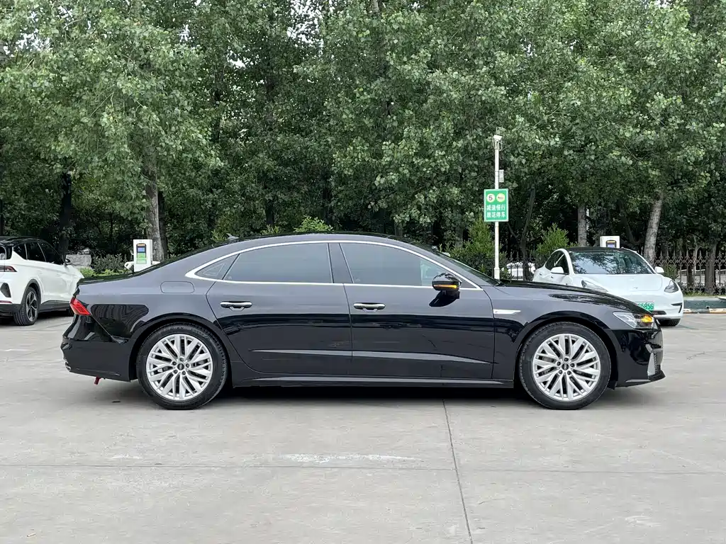 Audi A7L 2024 — фото 8