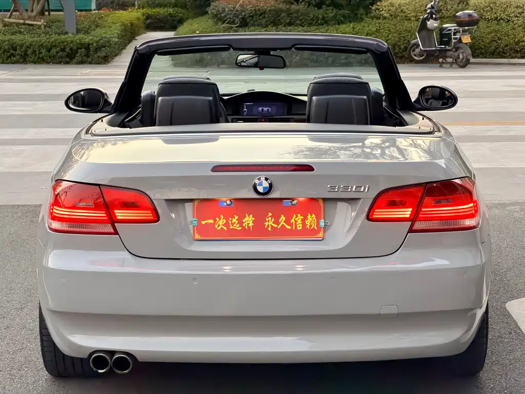 BMW 3 Series 2009 — фото 14