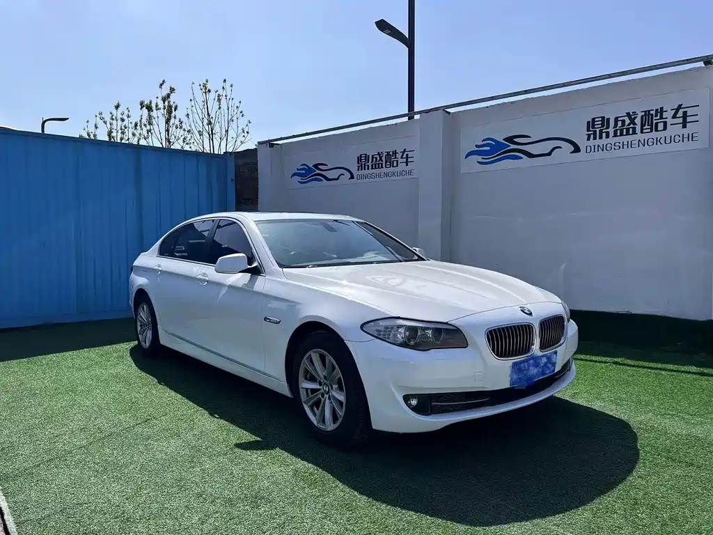 BMW 5 Series 2012