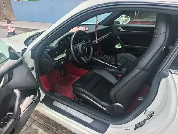 Porsche 911 2024