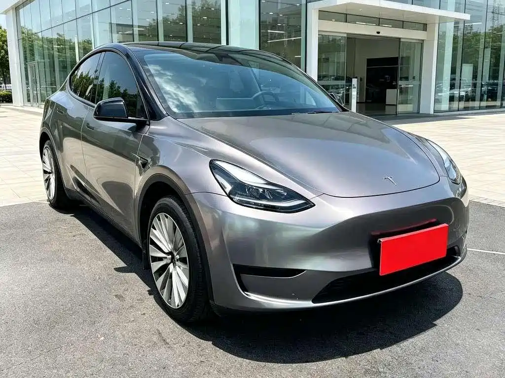 Tesla Model Y 2024 — фото 3