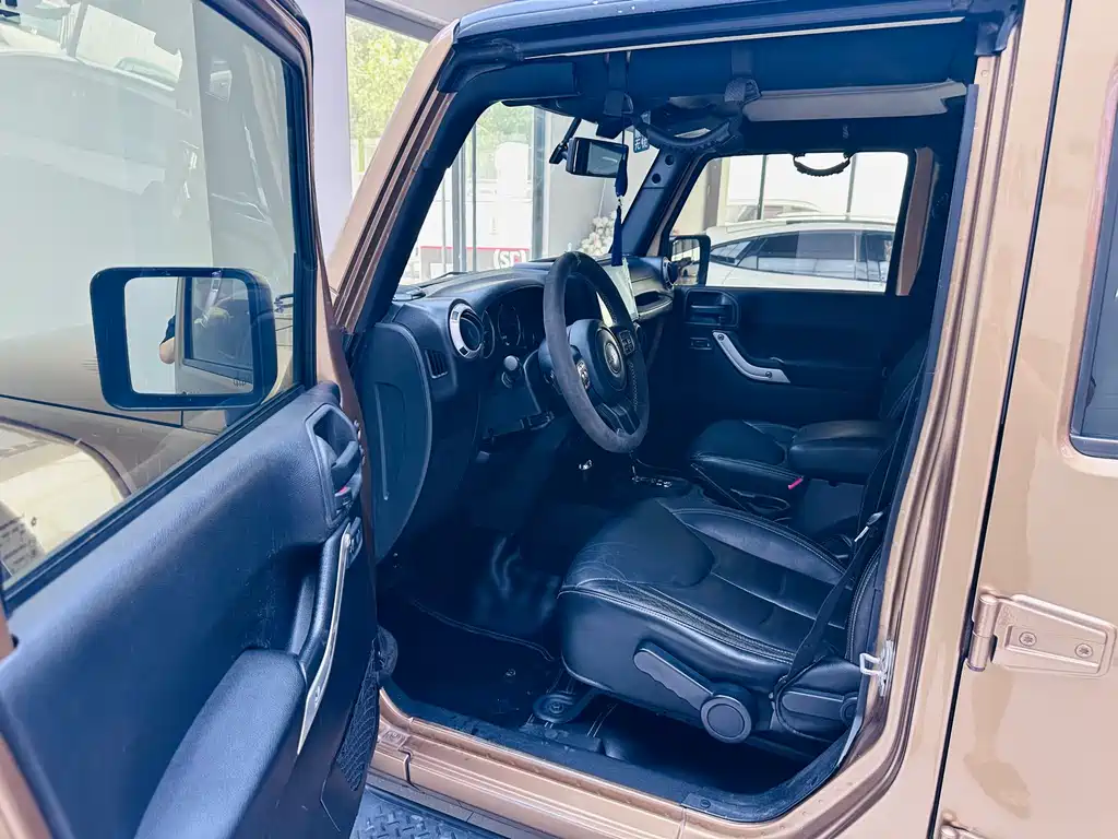Jeep Wrangler 2015