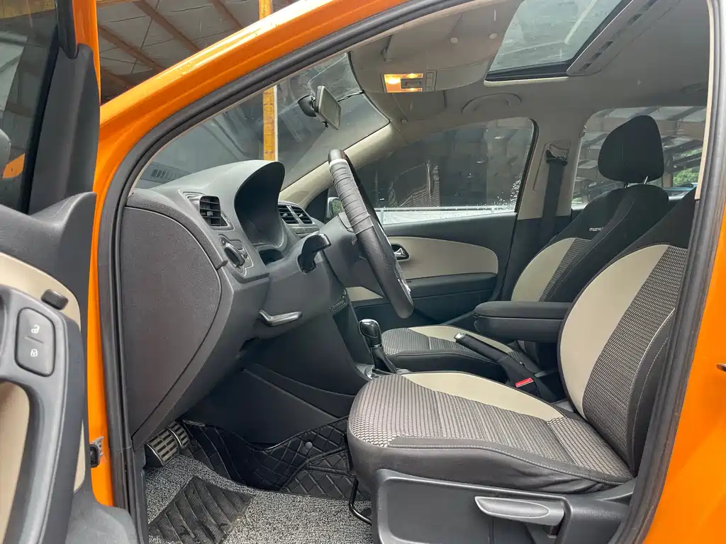 Volkswagen Polo 2013