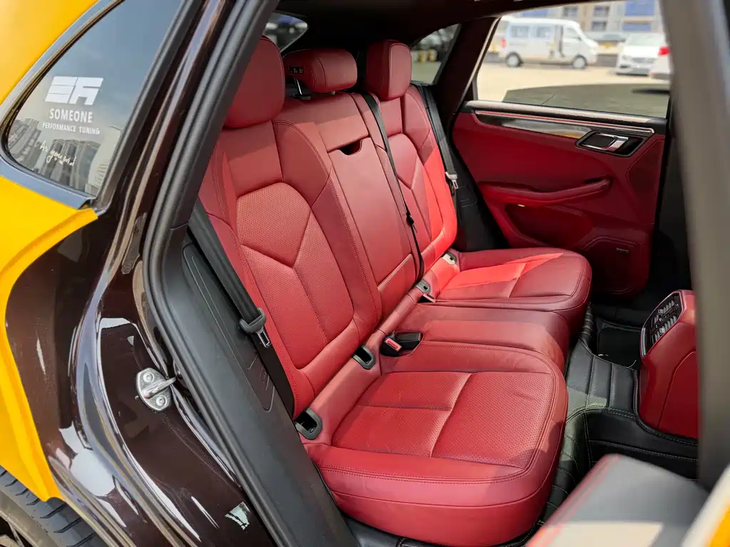 Porsche Macan 2015 — фото 21
