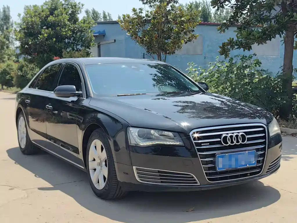Audi A8 2012