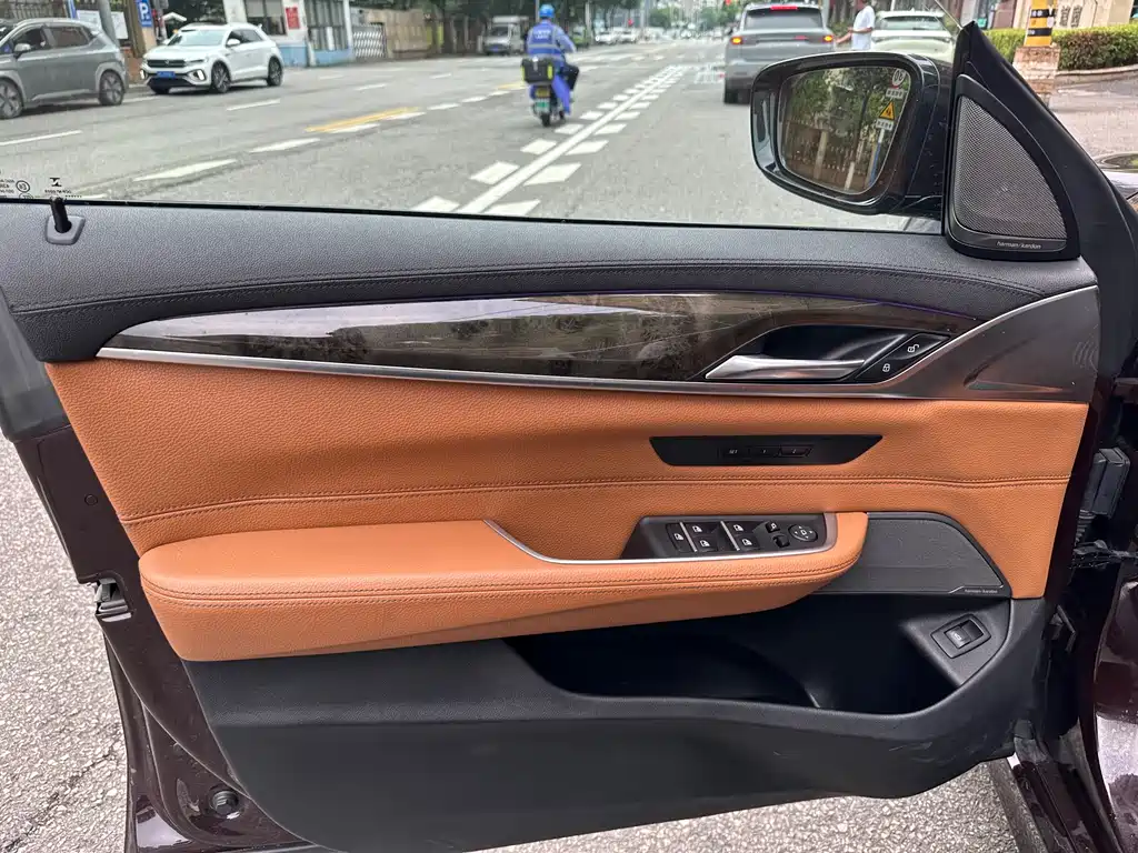 BMW 6 Series GT 2018 — фото 15