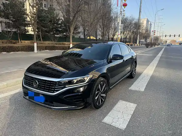Volkswagen Passat 2023