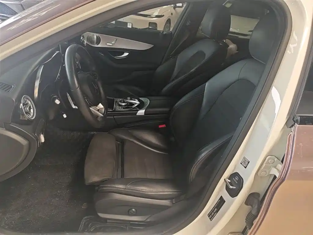 Mercedes-Benz C-Class 2018 — фото 15