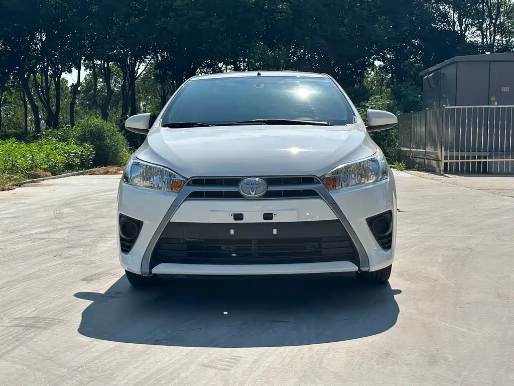 Toyota Yaris L 2016