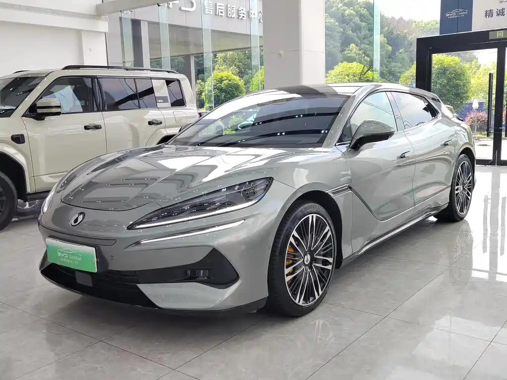 Denza Z9GT 2025