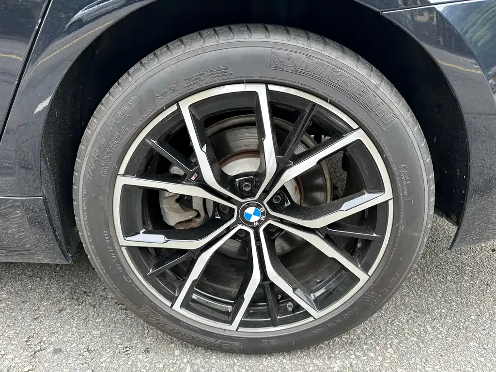 BMW 5 Series 2022