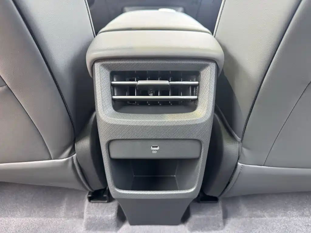Dongfeng Nano 06 2025 — фото 25
