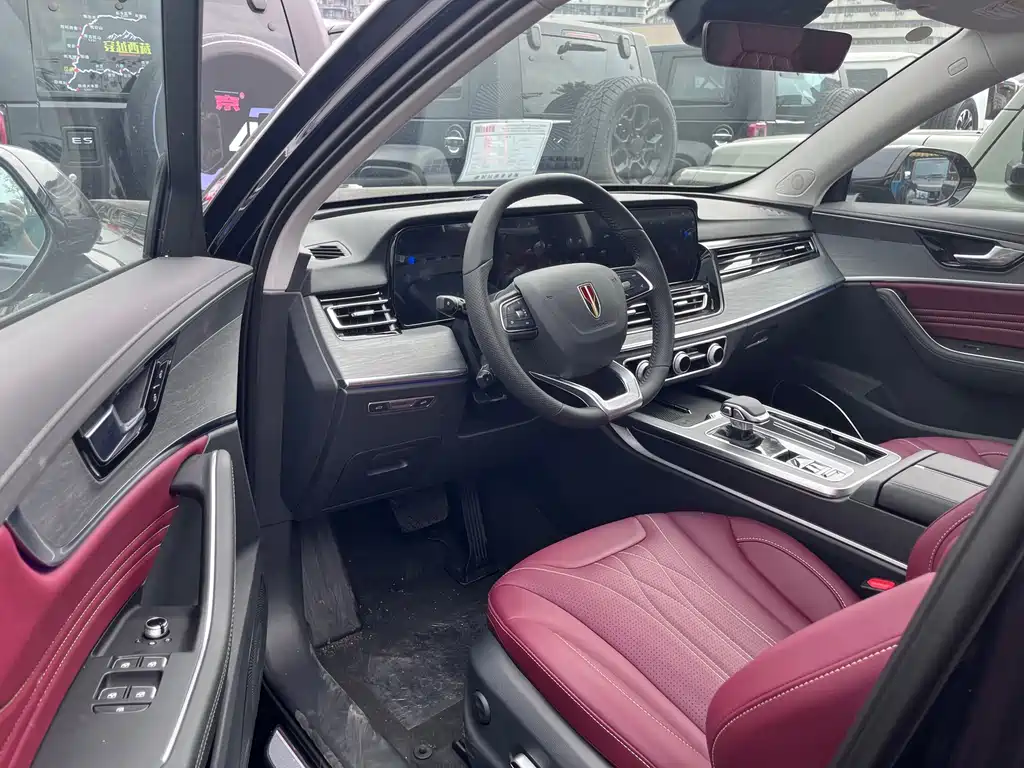 Hongqi HS5 2026