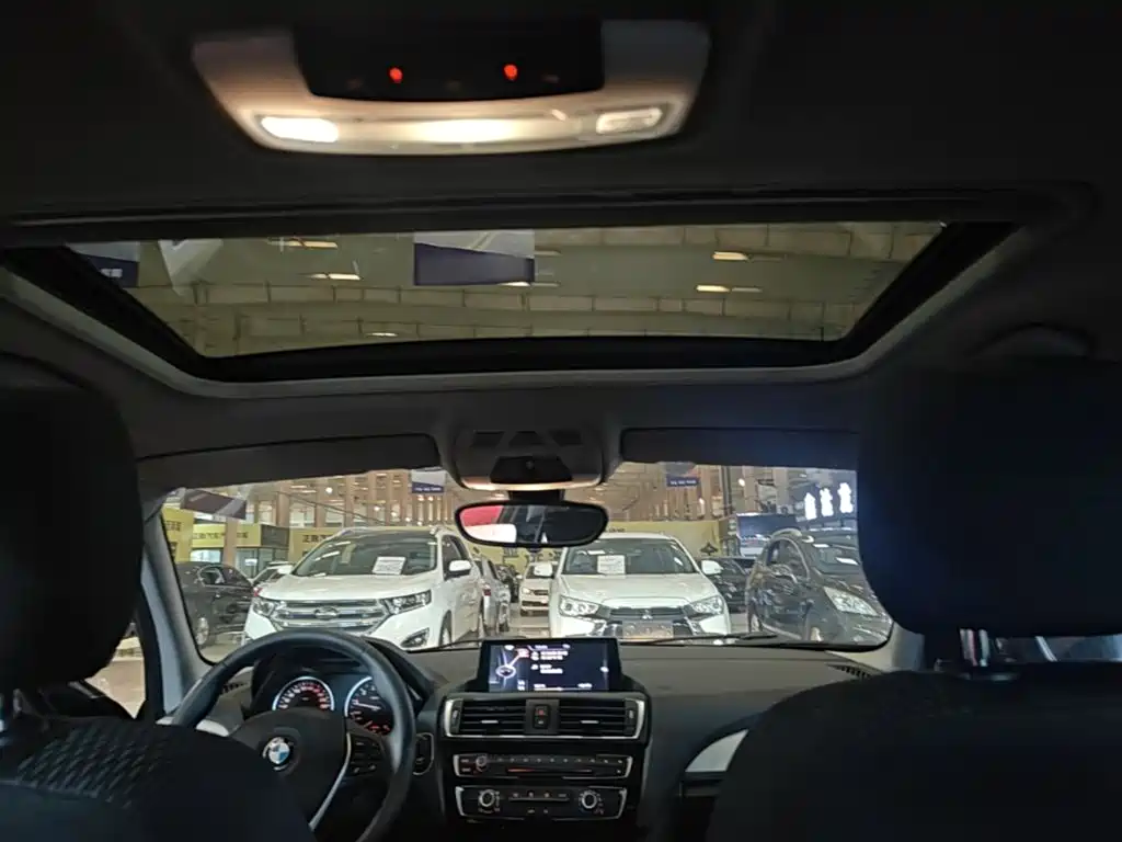 BMW 1 Series 2015 — фото 18