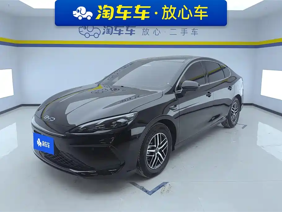 BYD Seal 05 DM-i 2025 — фото 1