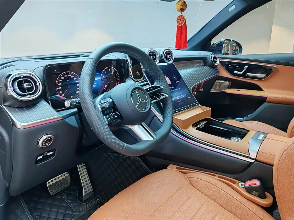 Mercedes-Benz GLC 2025 — фото 16