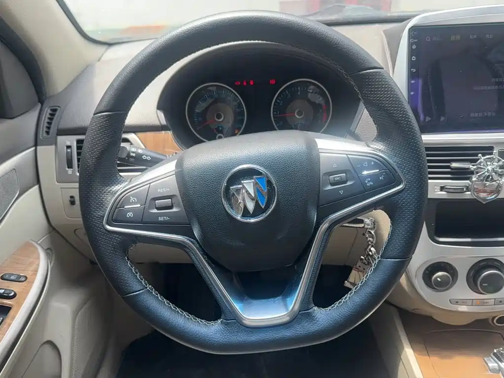 Buick Excelle 2016