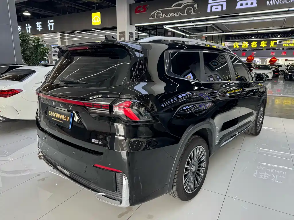 Geely Haoyue L 2025 — фото 15