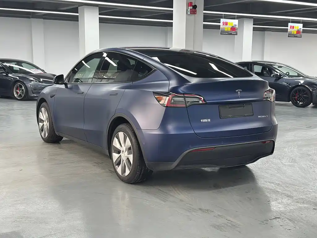 Tesla Model Y 2022 — фото 8