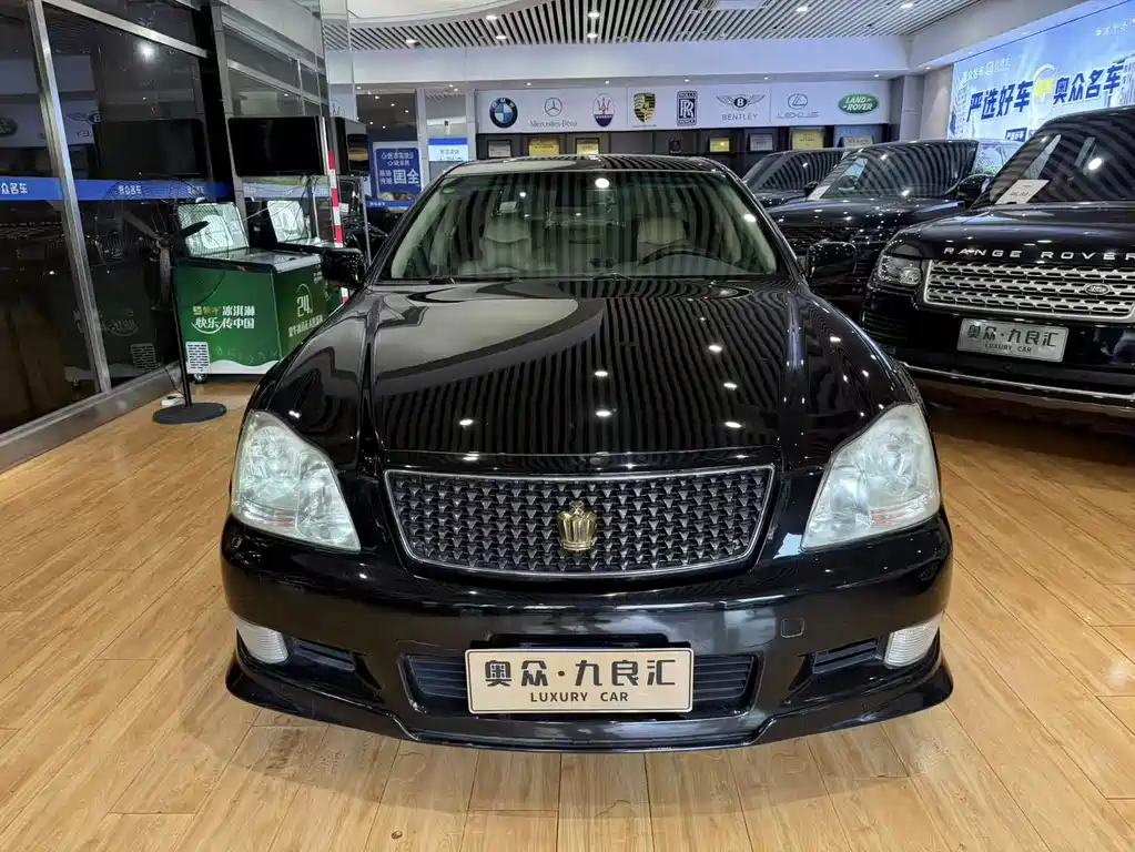 Toyota Crown 2008