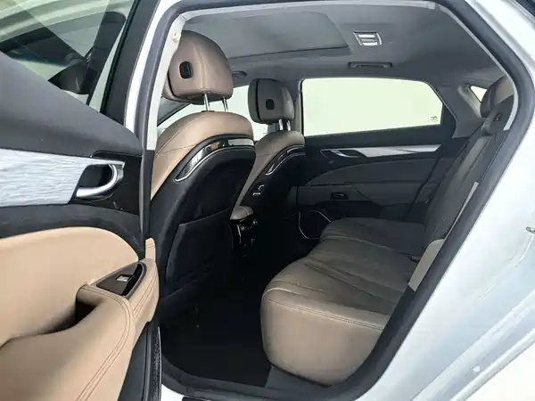 Geely Borui 2018