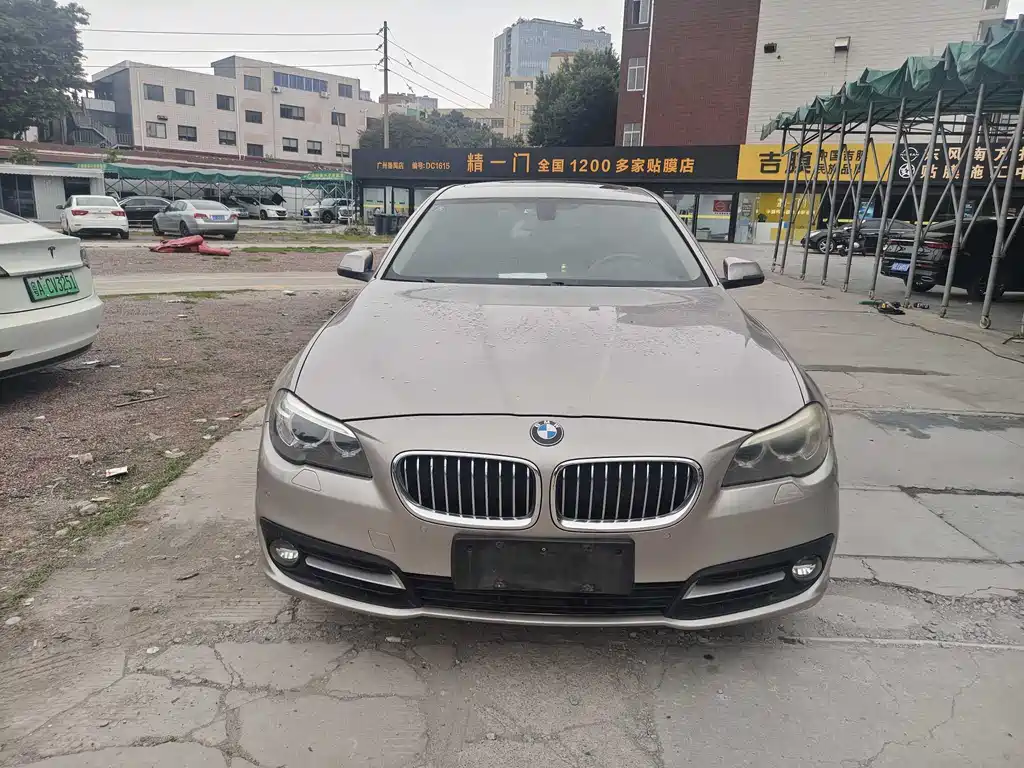 BMW 5 Series 2016 — фото 2