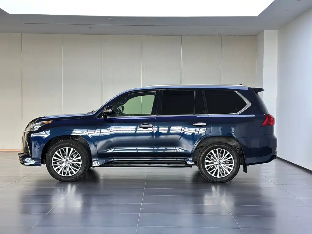 Lexus LX 2018 — фото 7