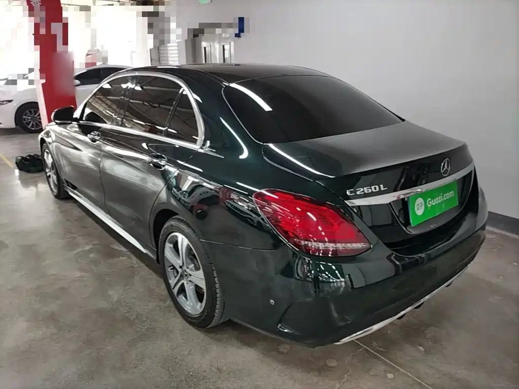 Mercedes-Benz C-Class 2021