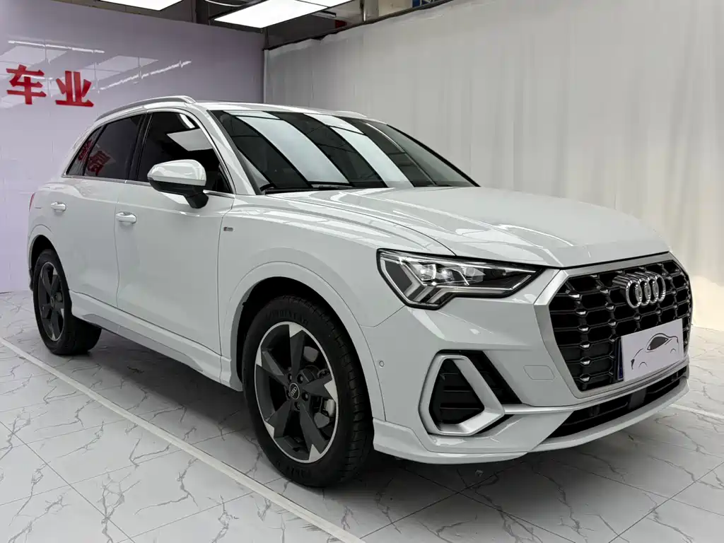 Audi Q3 2022