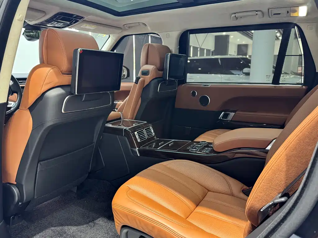 Land Rover Range Rover 2018 — фото 17