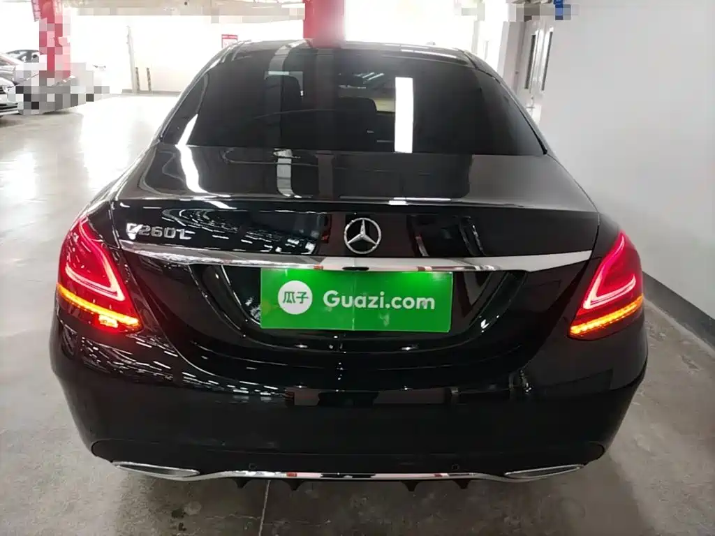 Mercedes-Benz C-Class 2021